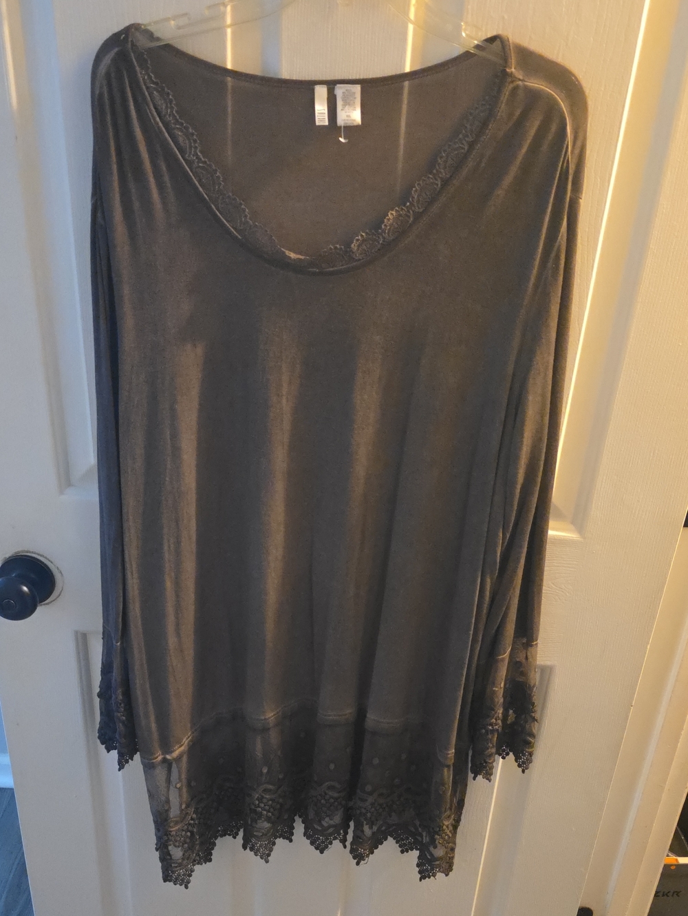 Kaktus Gray Lace-Trim Long Sleeve Tunic